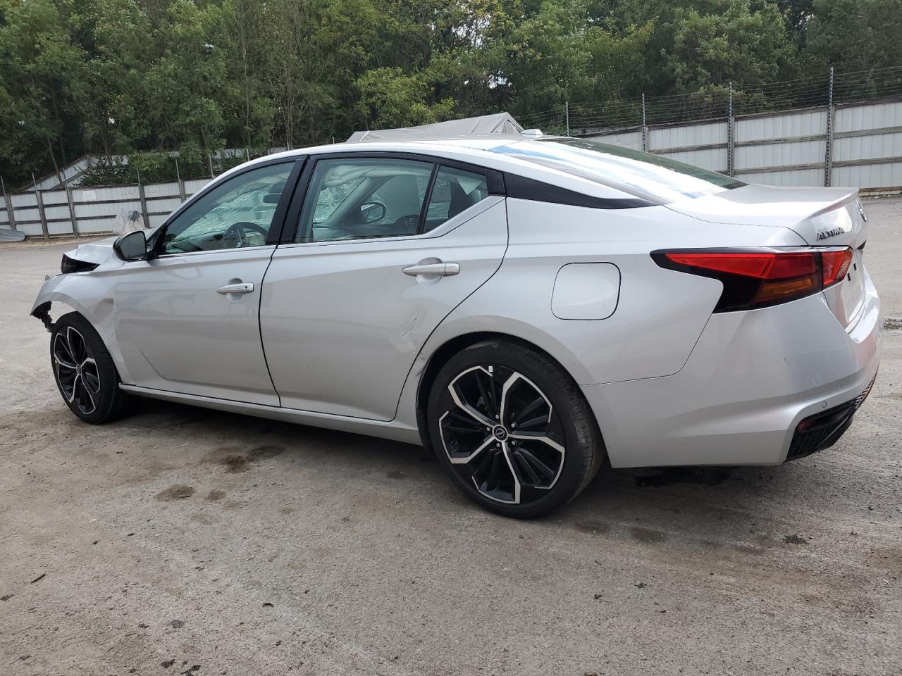 2024 NISSAN ALTIMA