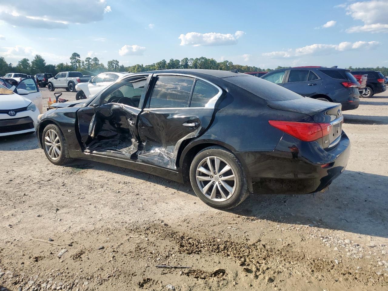 2014 INFINITI Q50