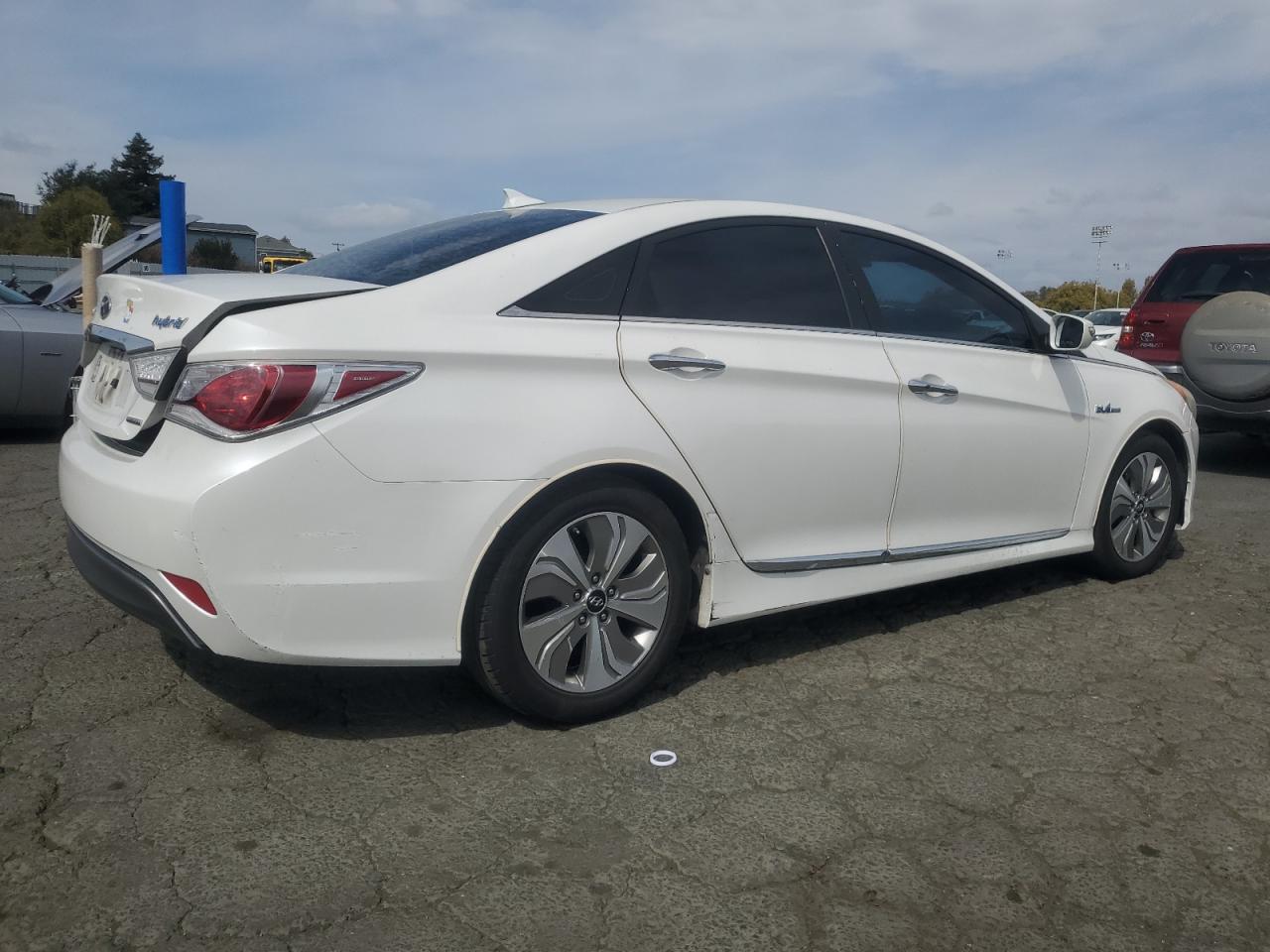 2013 HYUNDAI SONATA