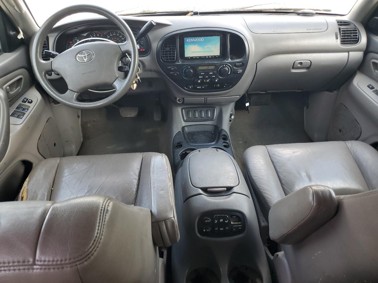 2006 TOYOTA Sequoia