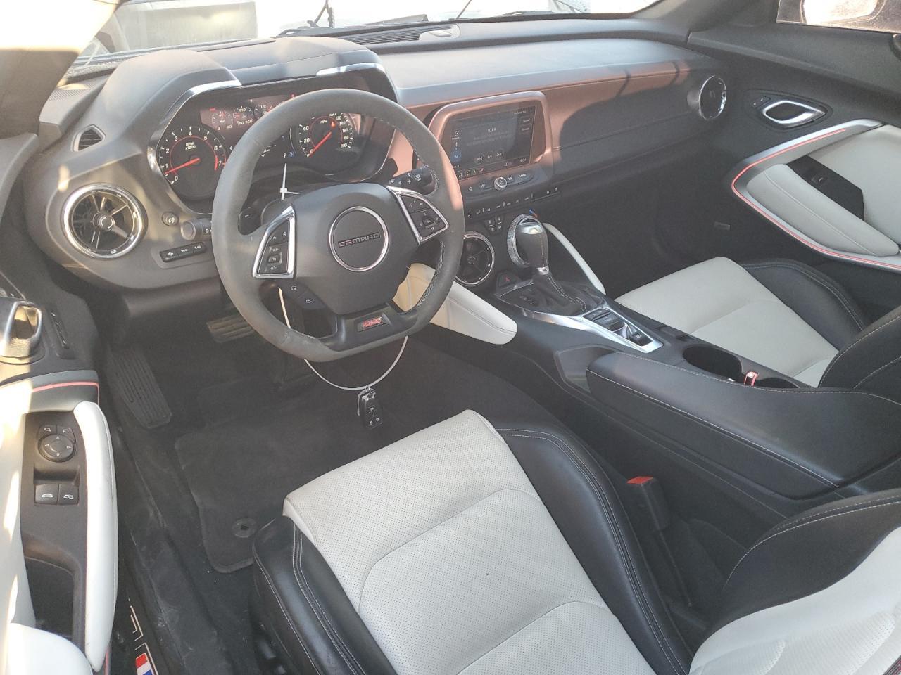 2023 CHEVROLET Camaro