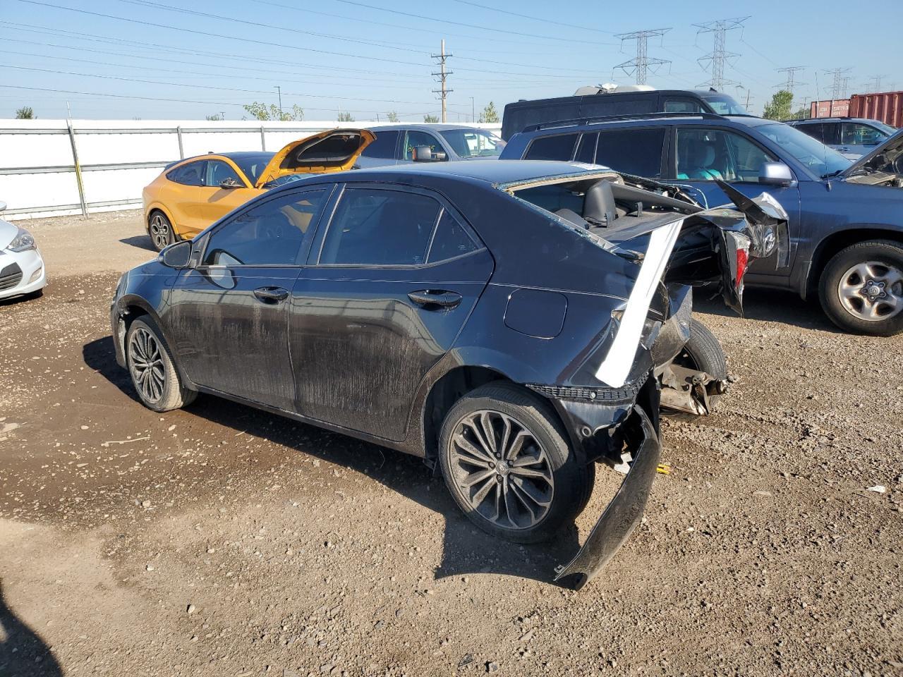 2015 TOYOTA COROLLA