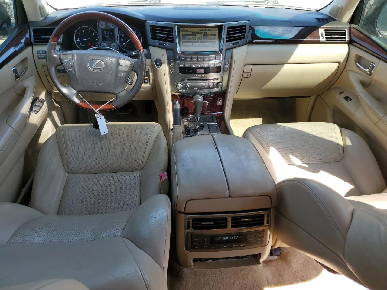 2011 LEXUS LX 570