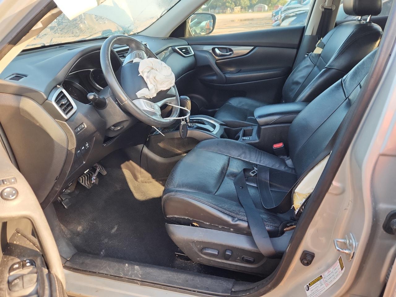 2015 NISSAN ROGUE