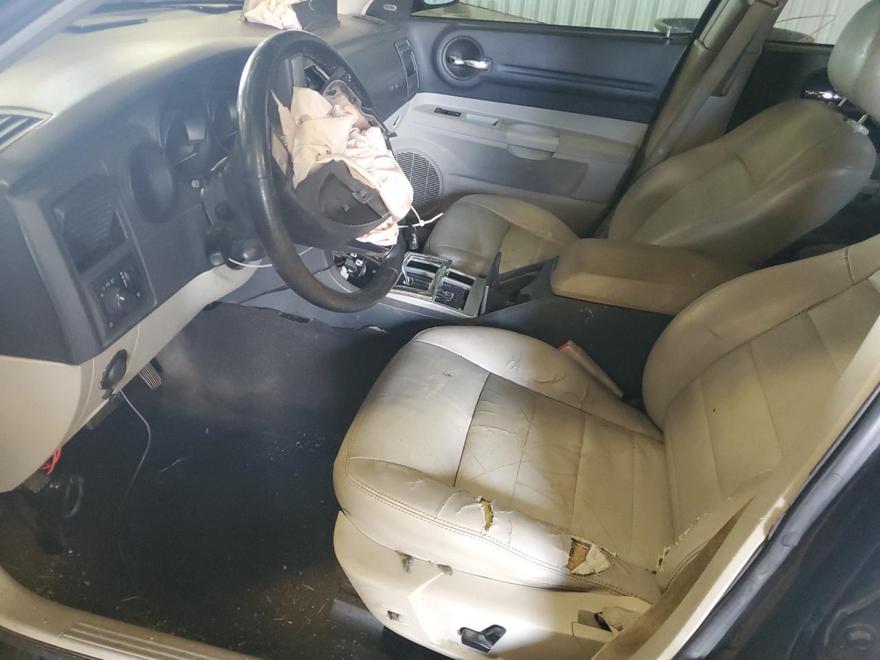 2006 DODGE MAGNUM
