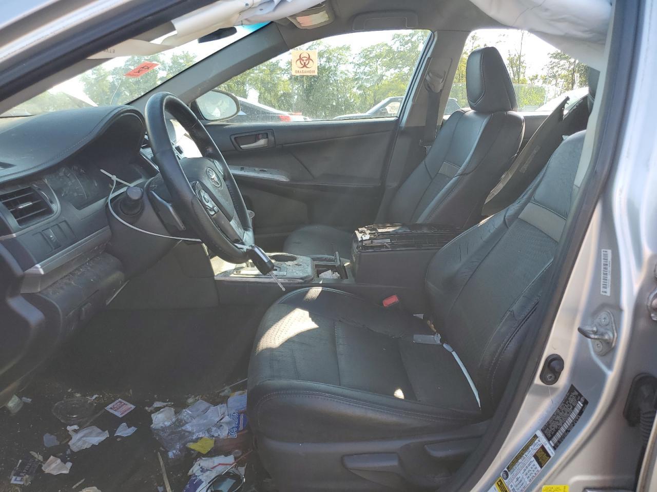 2014 TOYOTA CAMRY