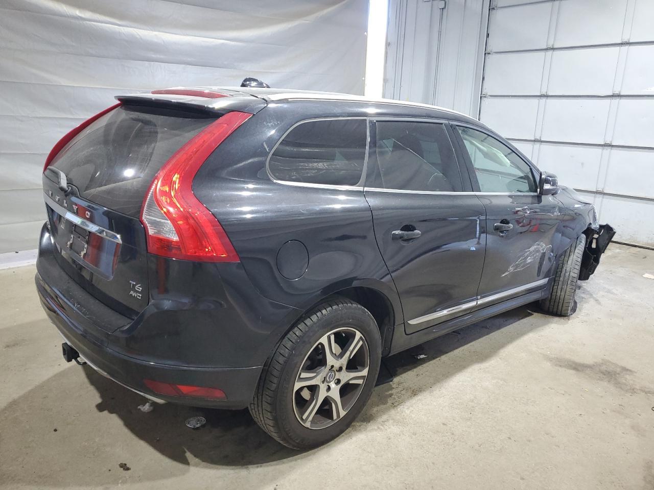 2014 VOLVO XC60