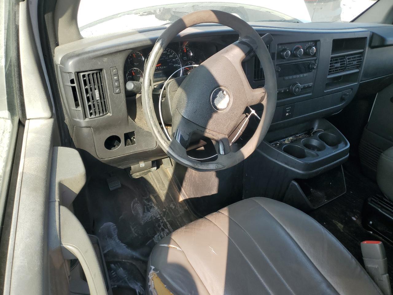 2010 CHEVROLET EXPRESS 2500