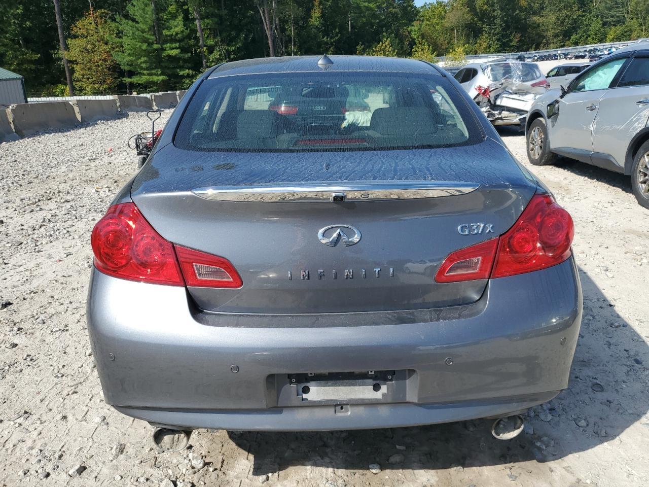 2012 INFINITI G37