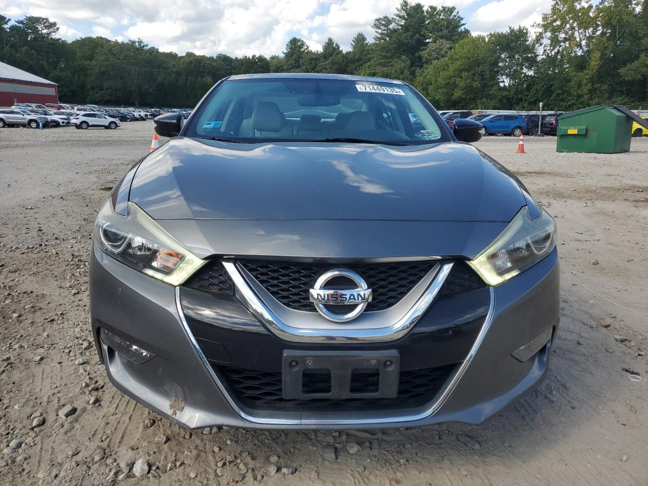 2016 NISSAN Maxima