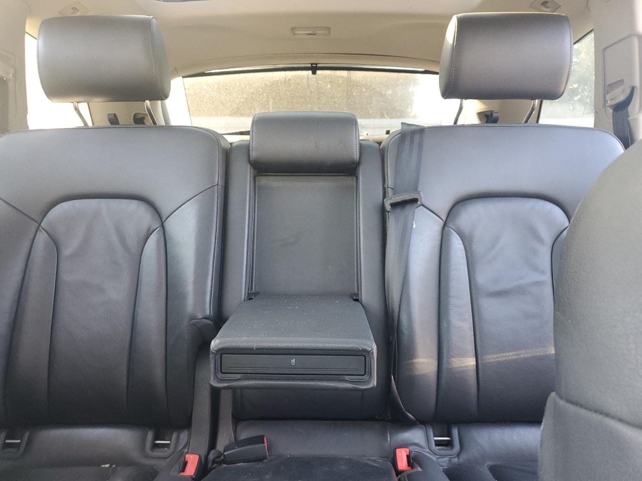 2009 AUDI Q7