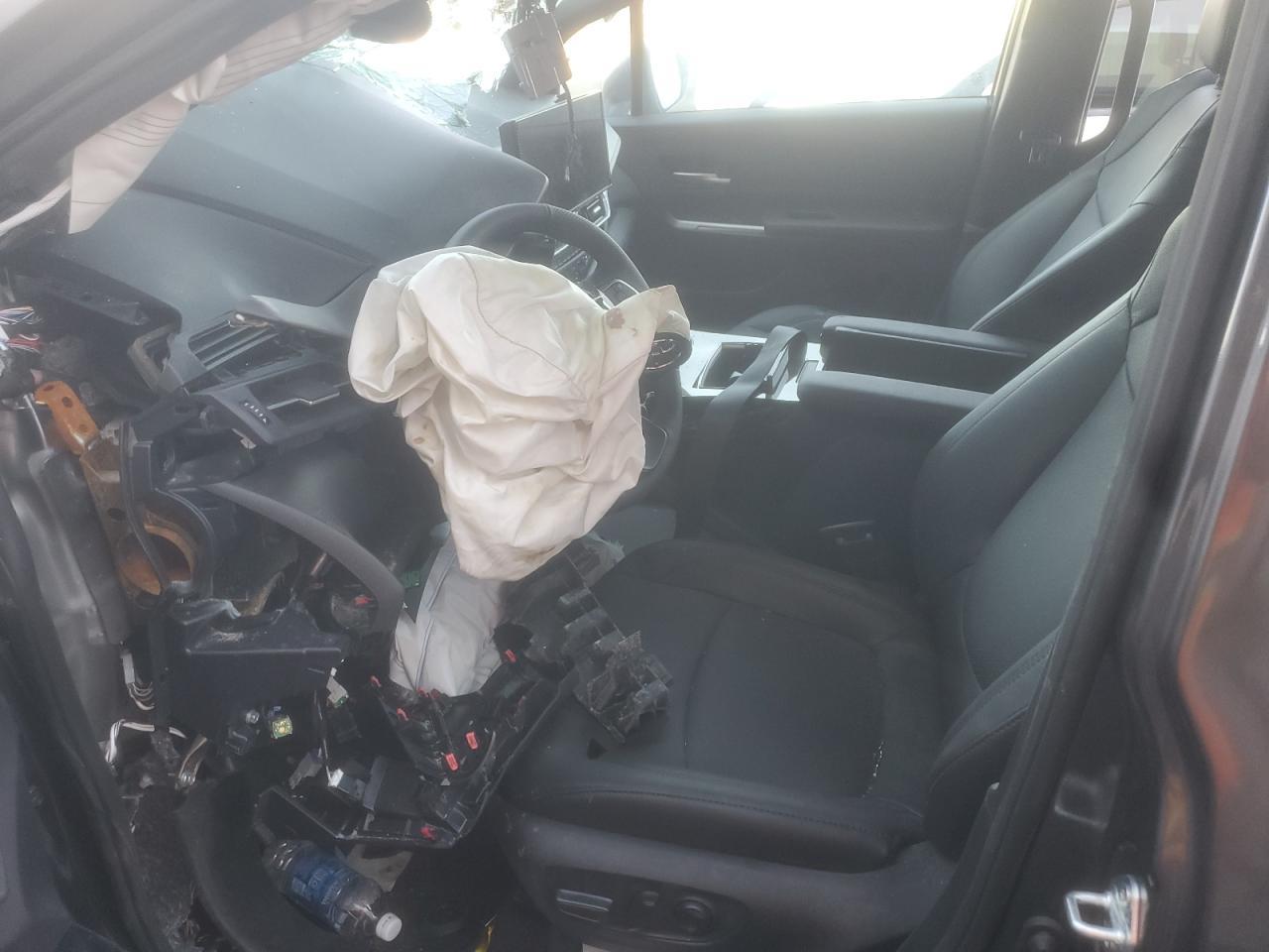 2025 TOYOTA SIENNA