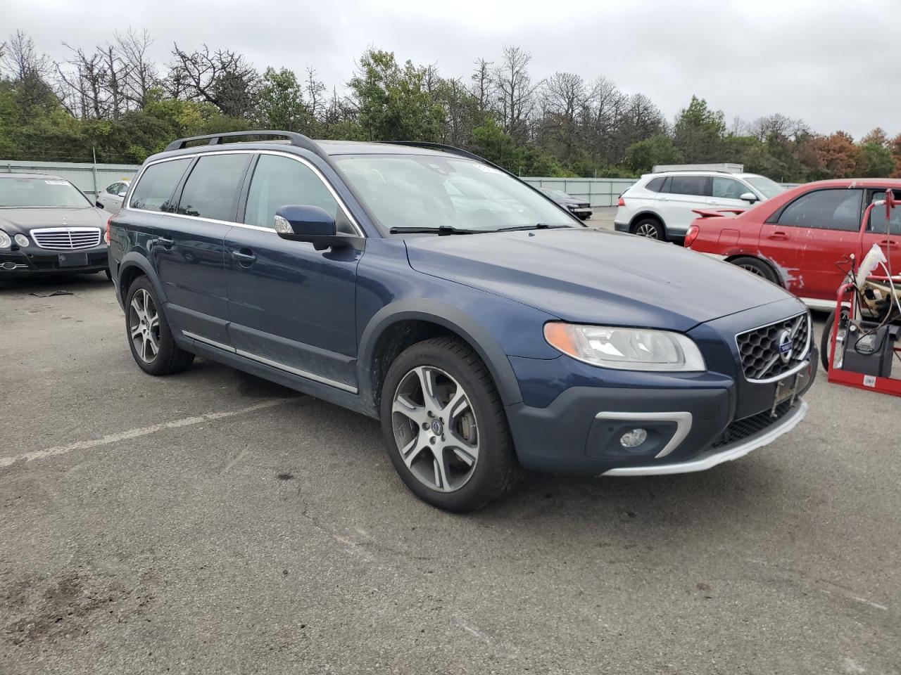 2015 VOLVO XC70