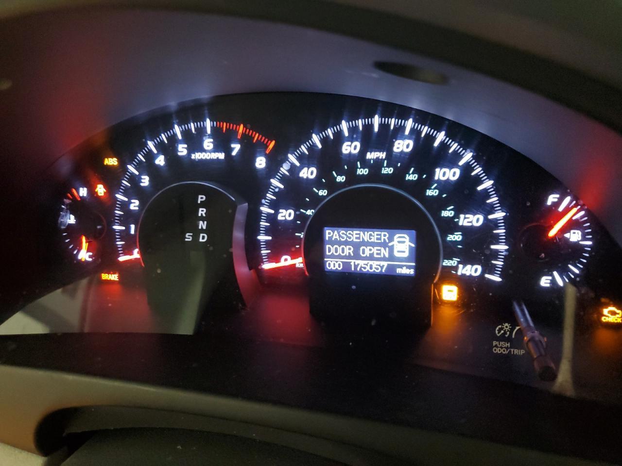 2011 TOYOTA CAMRY