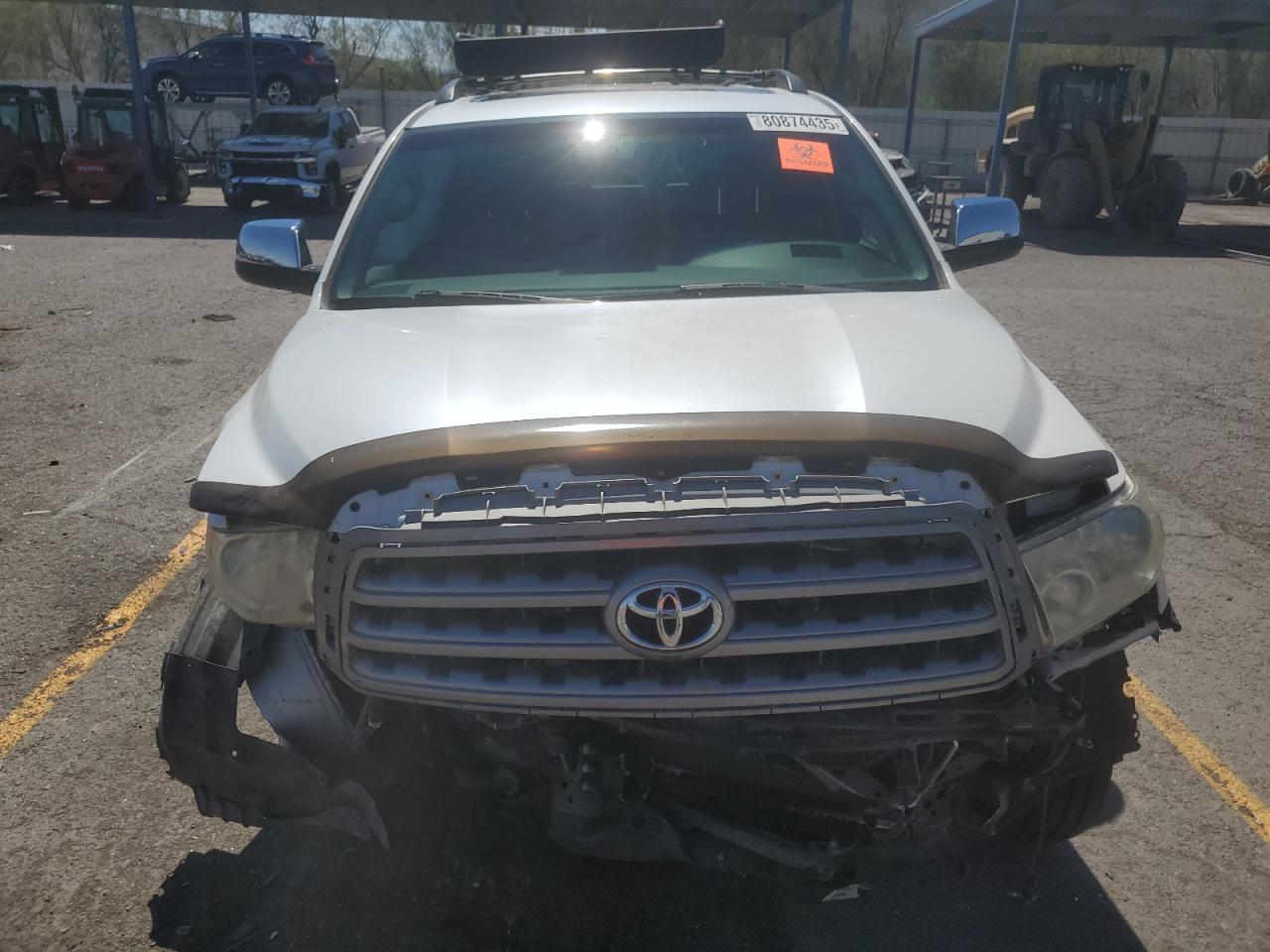 2016 TOYOTA Sequoia