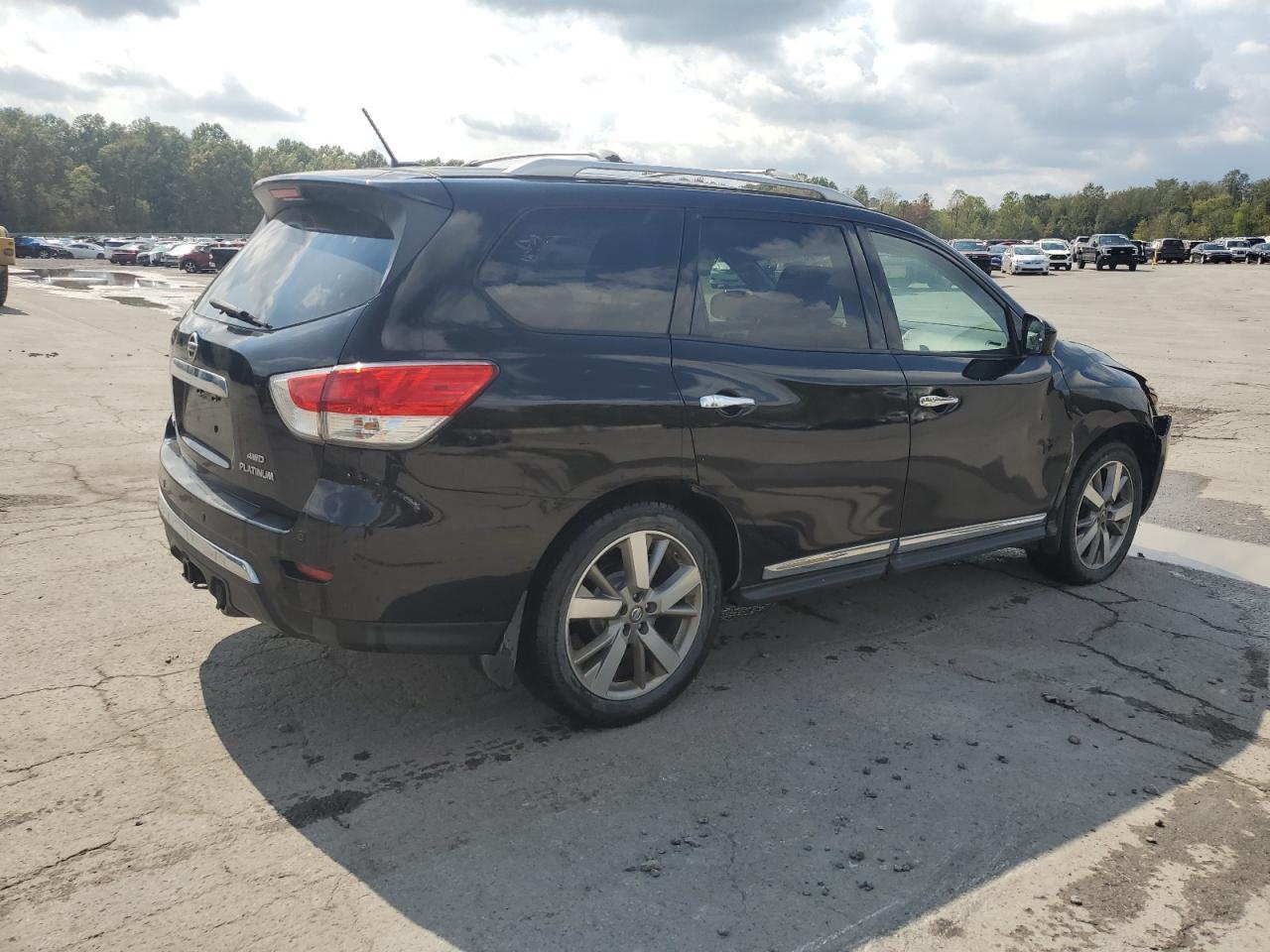 2013 NISSAN PATHFINDER