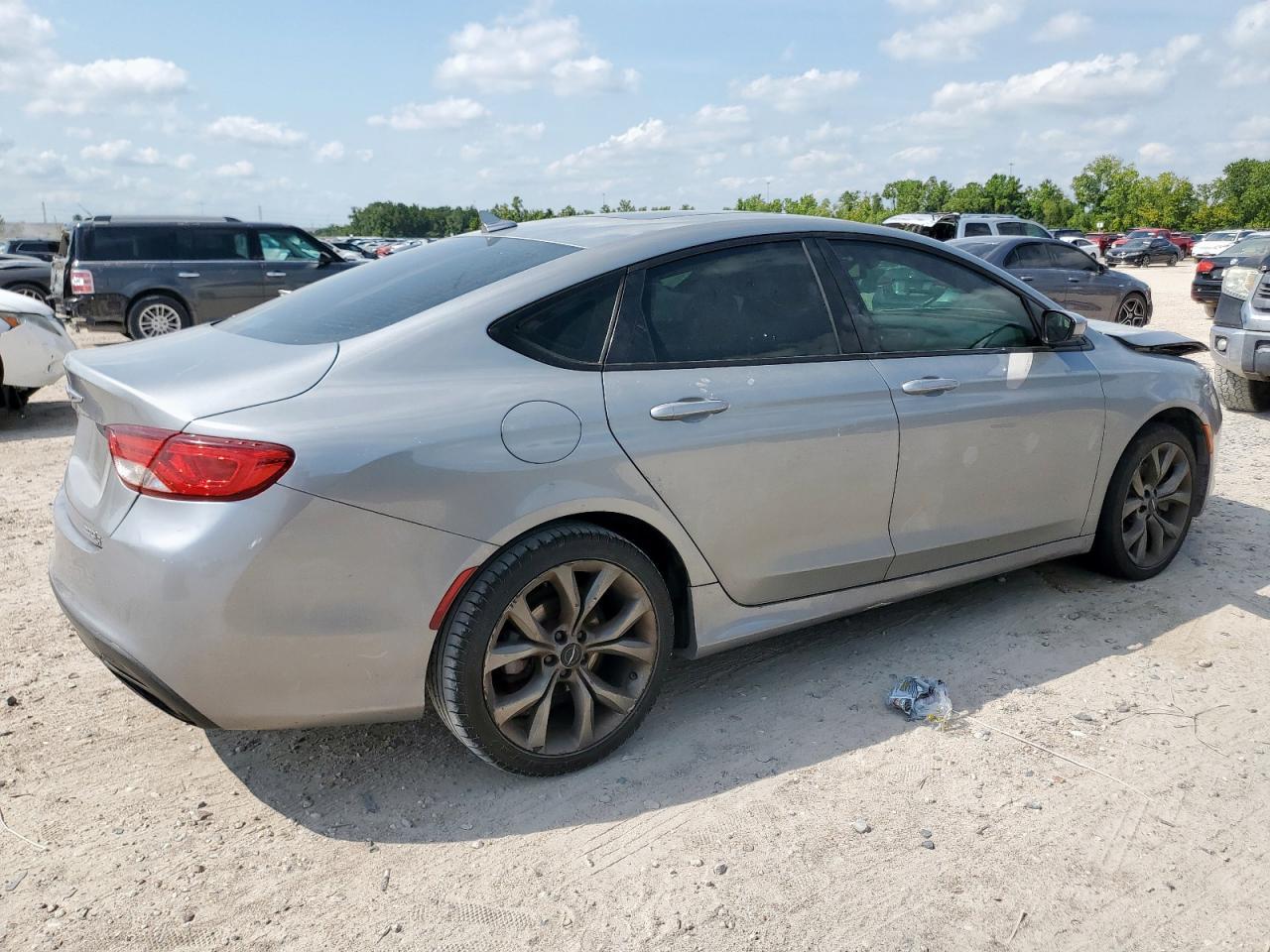 2015 CHRYSLER 200