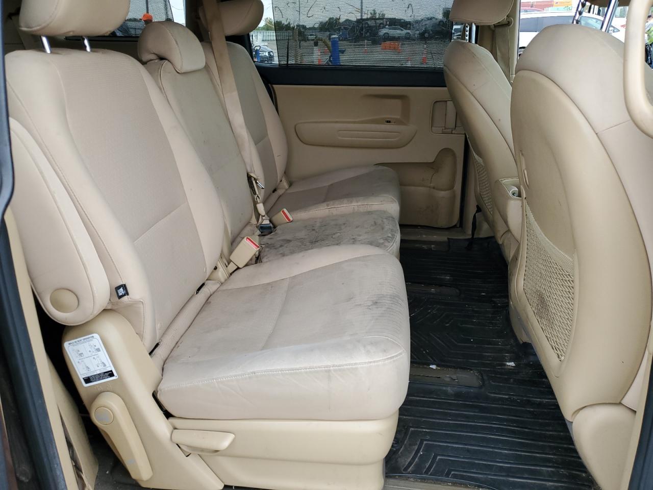 2016 KIA SEDONA