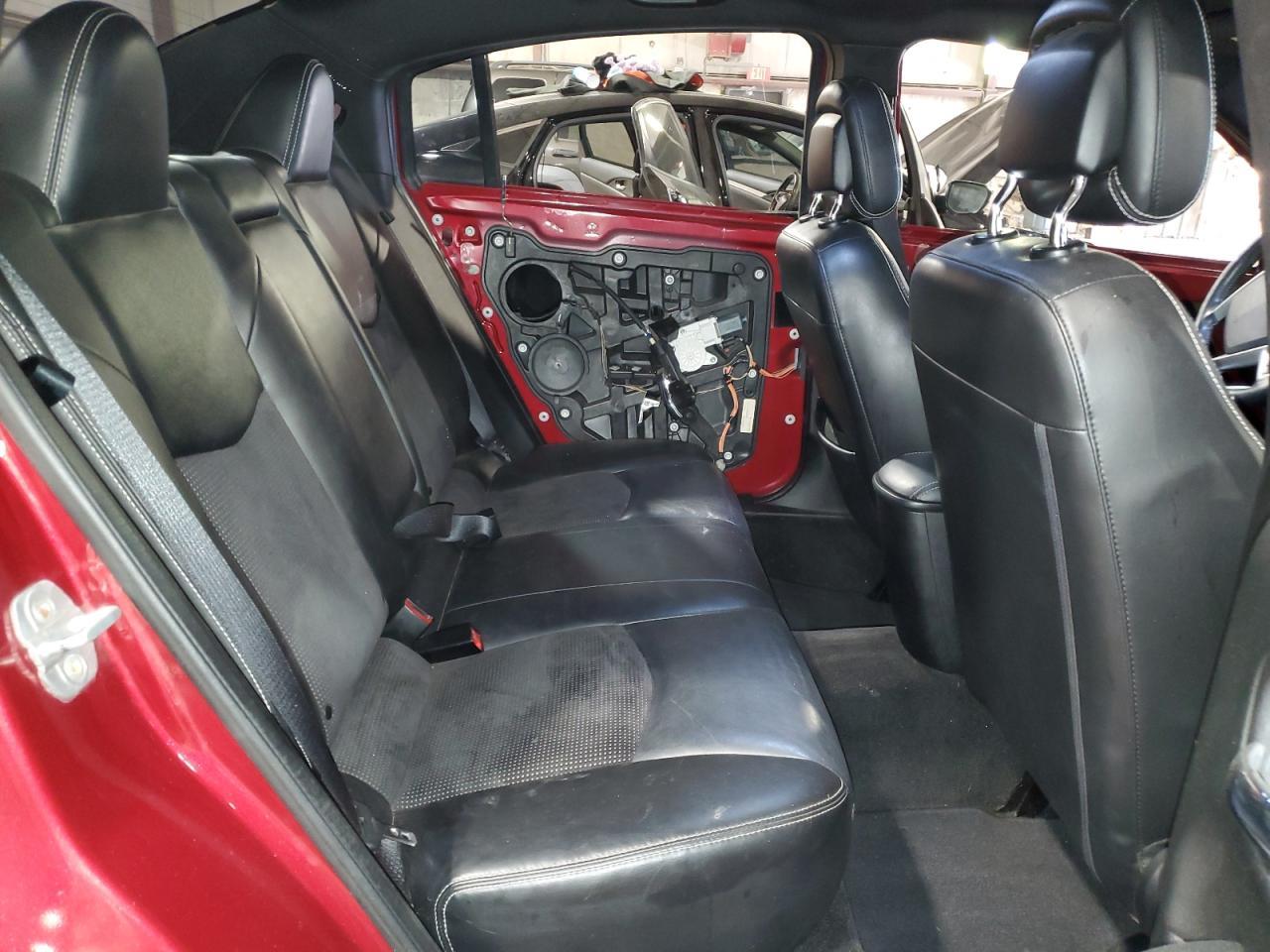 2011 CHRYSLER 200