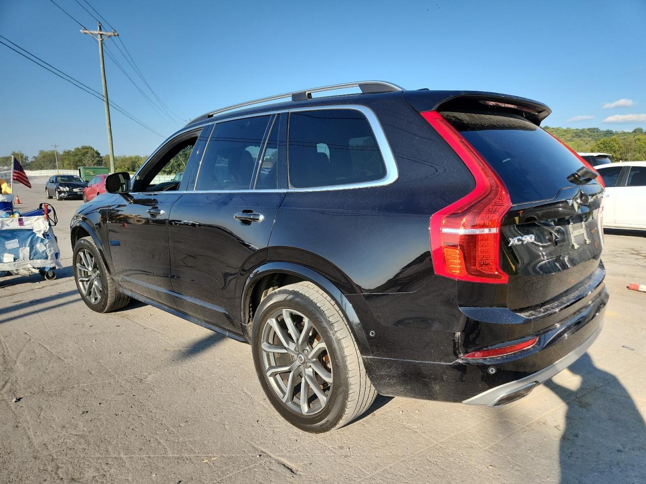 2019 VOLVO XC90