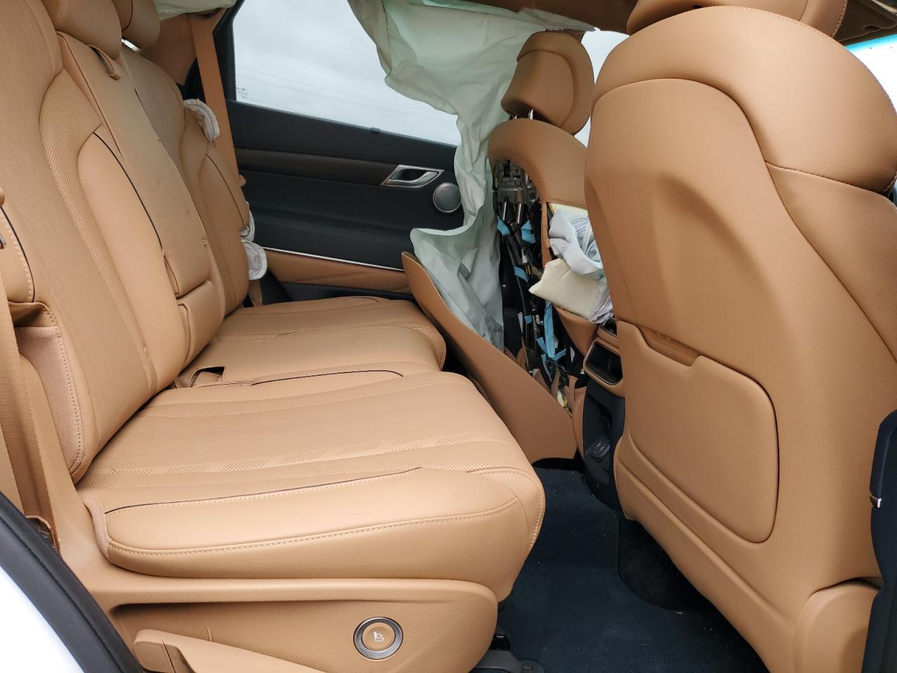 2024 GENESIS GV80