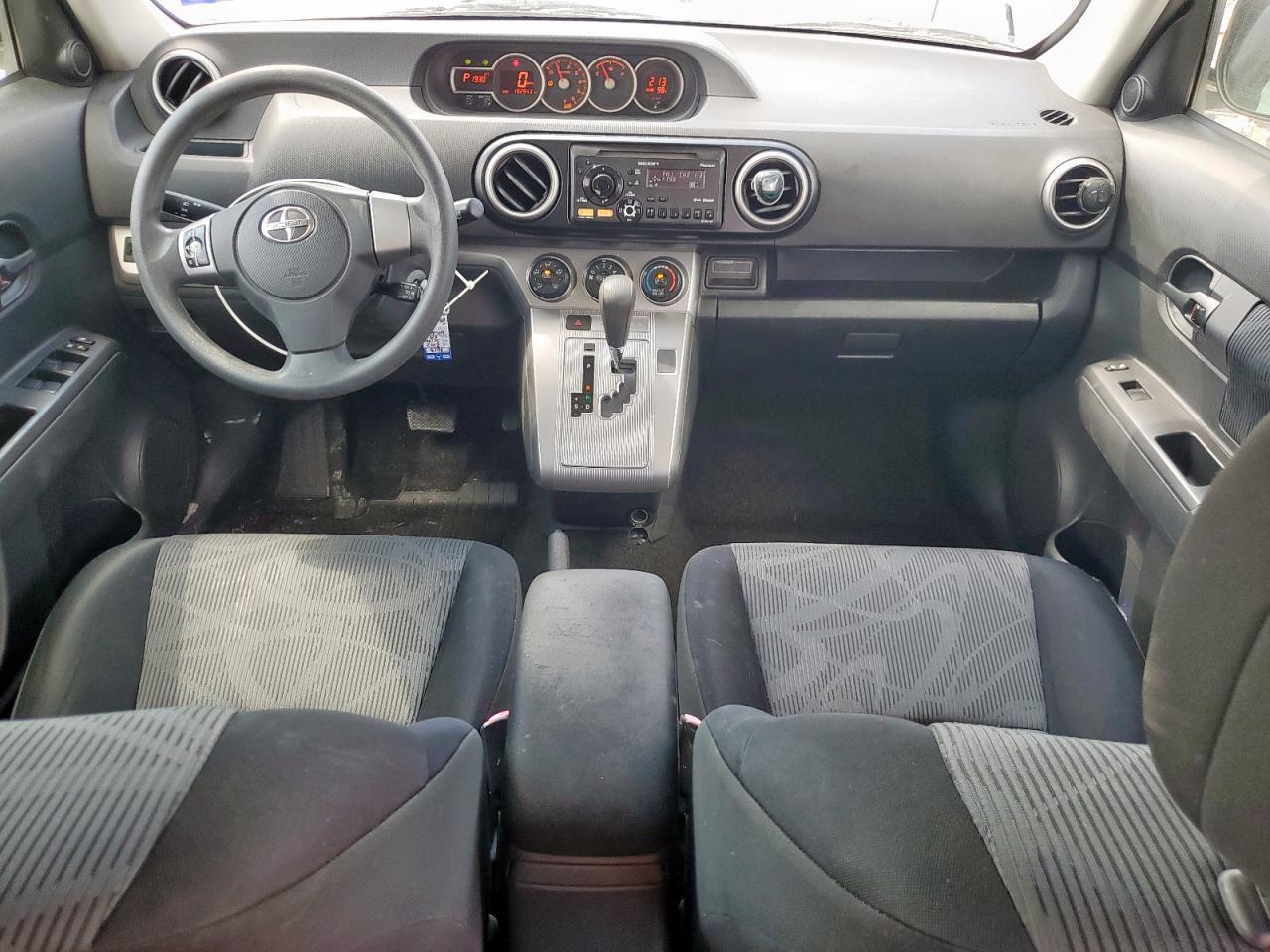 2012 TOYOTA SCION