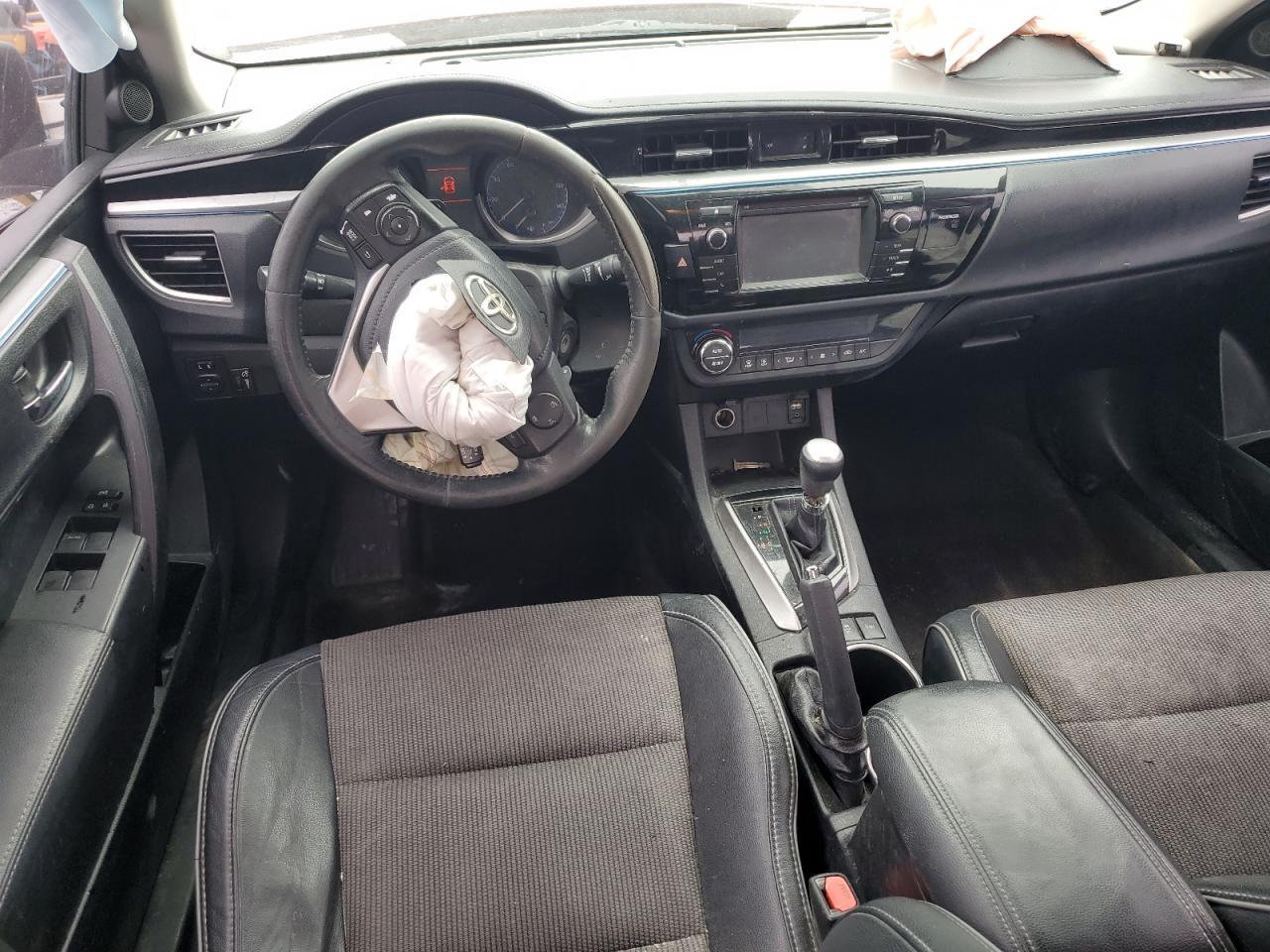 2015 TOYOTA COROLLA