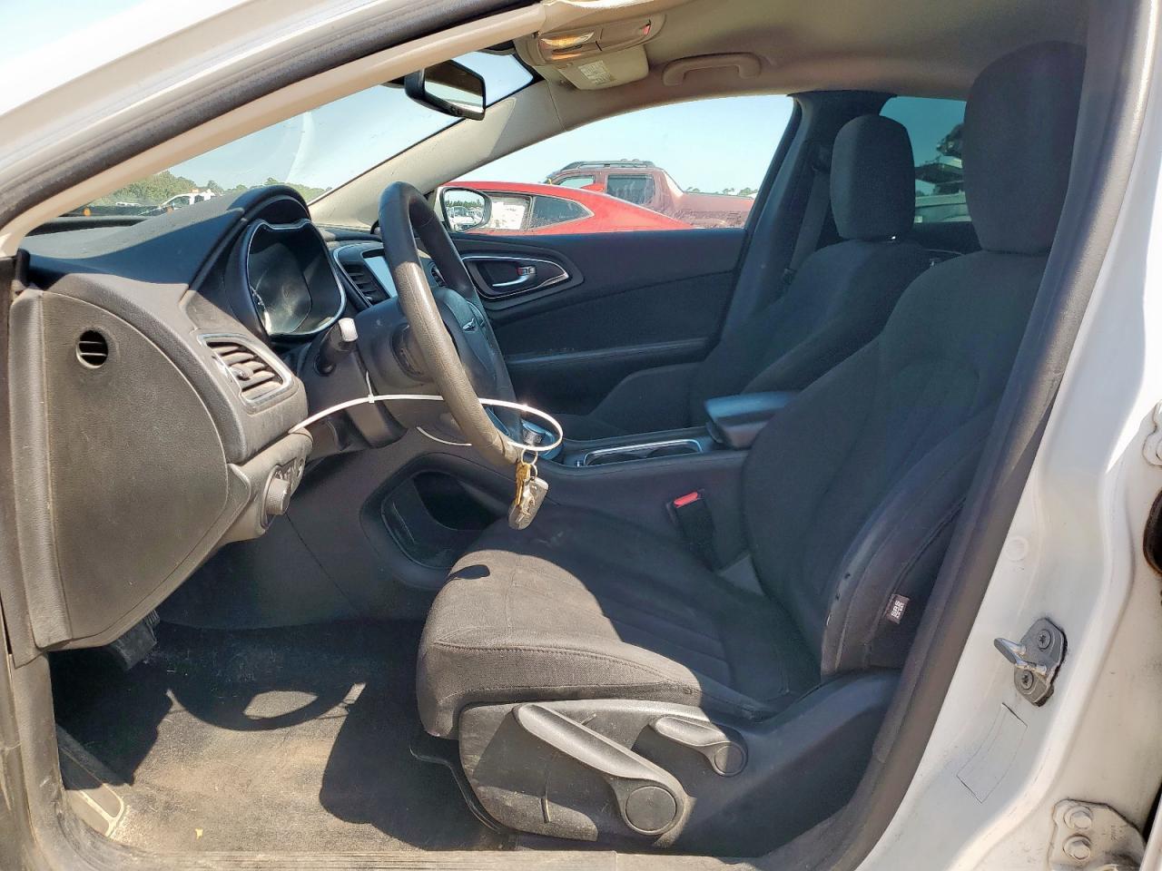2016 CHRYSLER 200