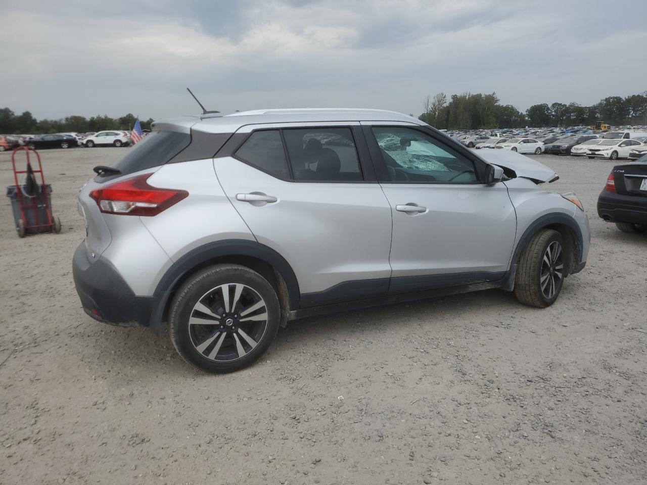 2019 NISSAN KICKS