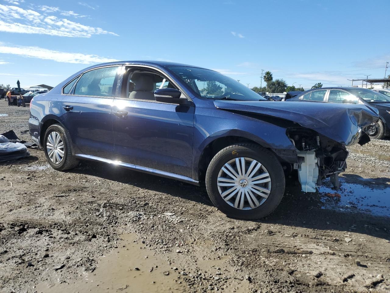 2015 VOLKSWAGEN Passat