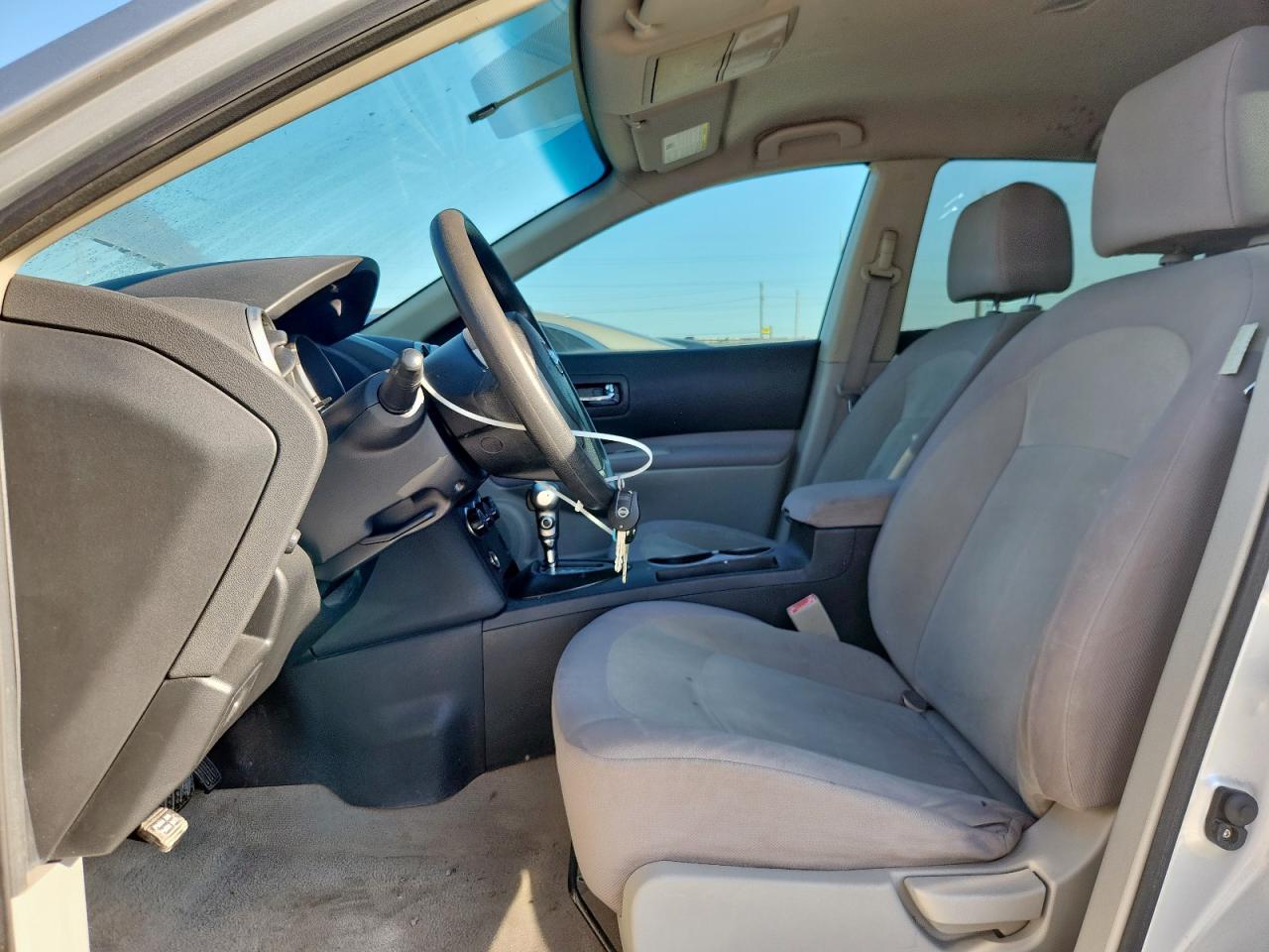 2010 NISSAN ROGUE