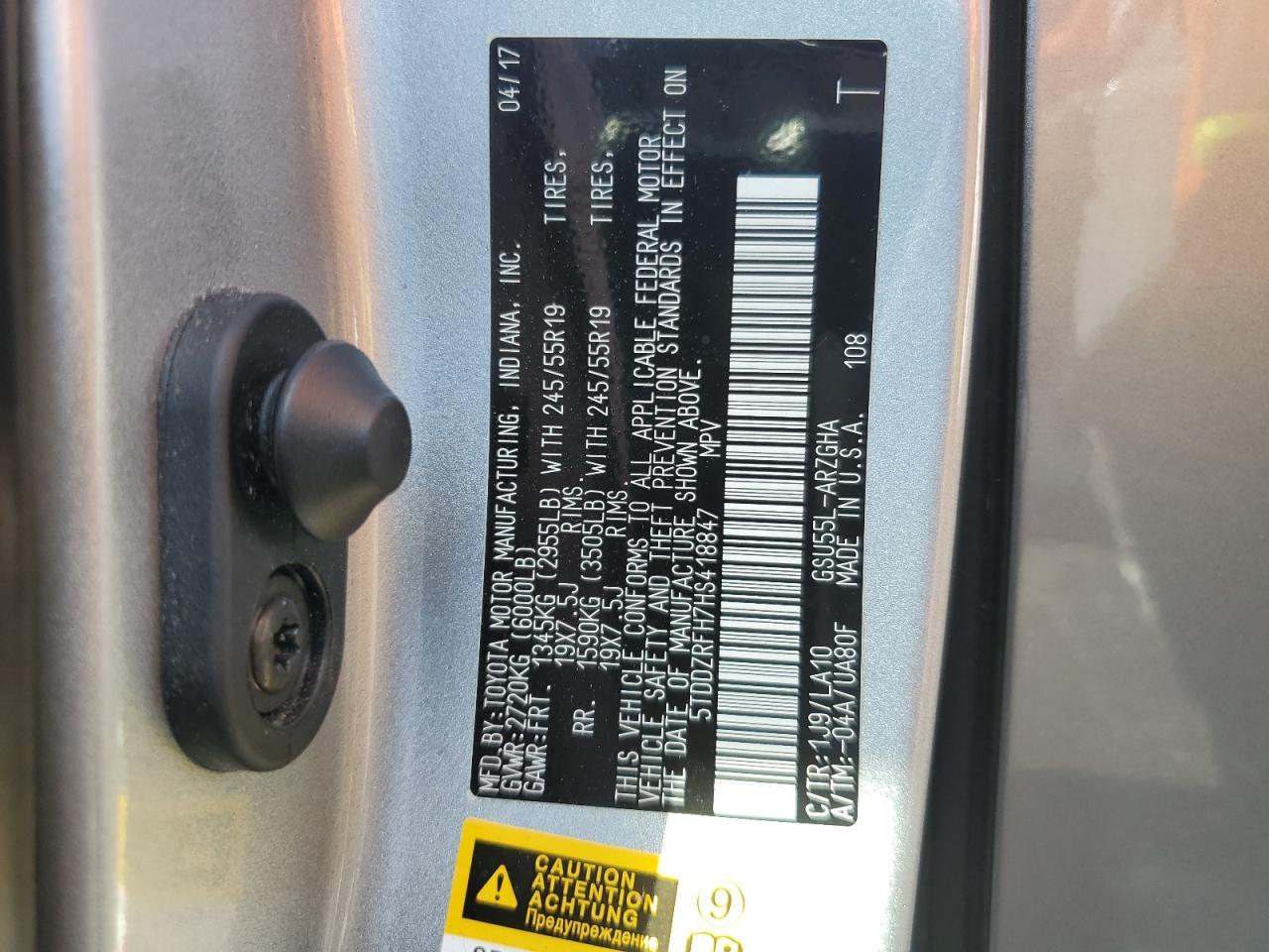 2017 TOYOTA HIGHLANDER