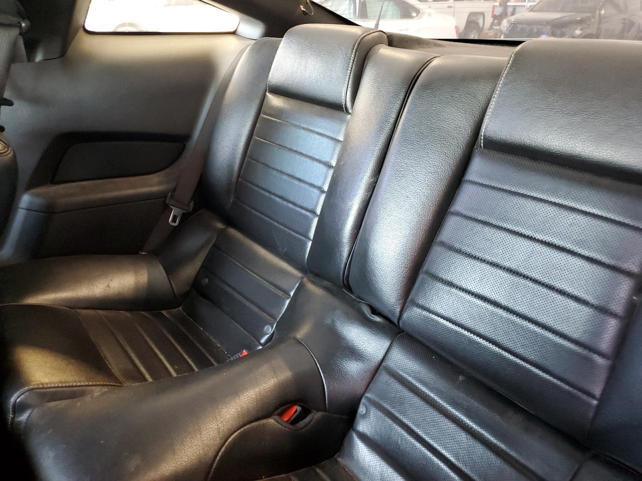 2010 FORD MUSTANG