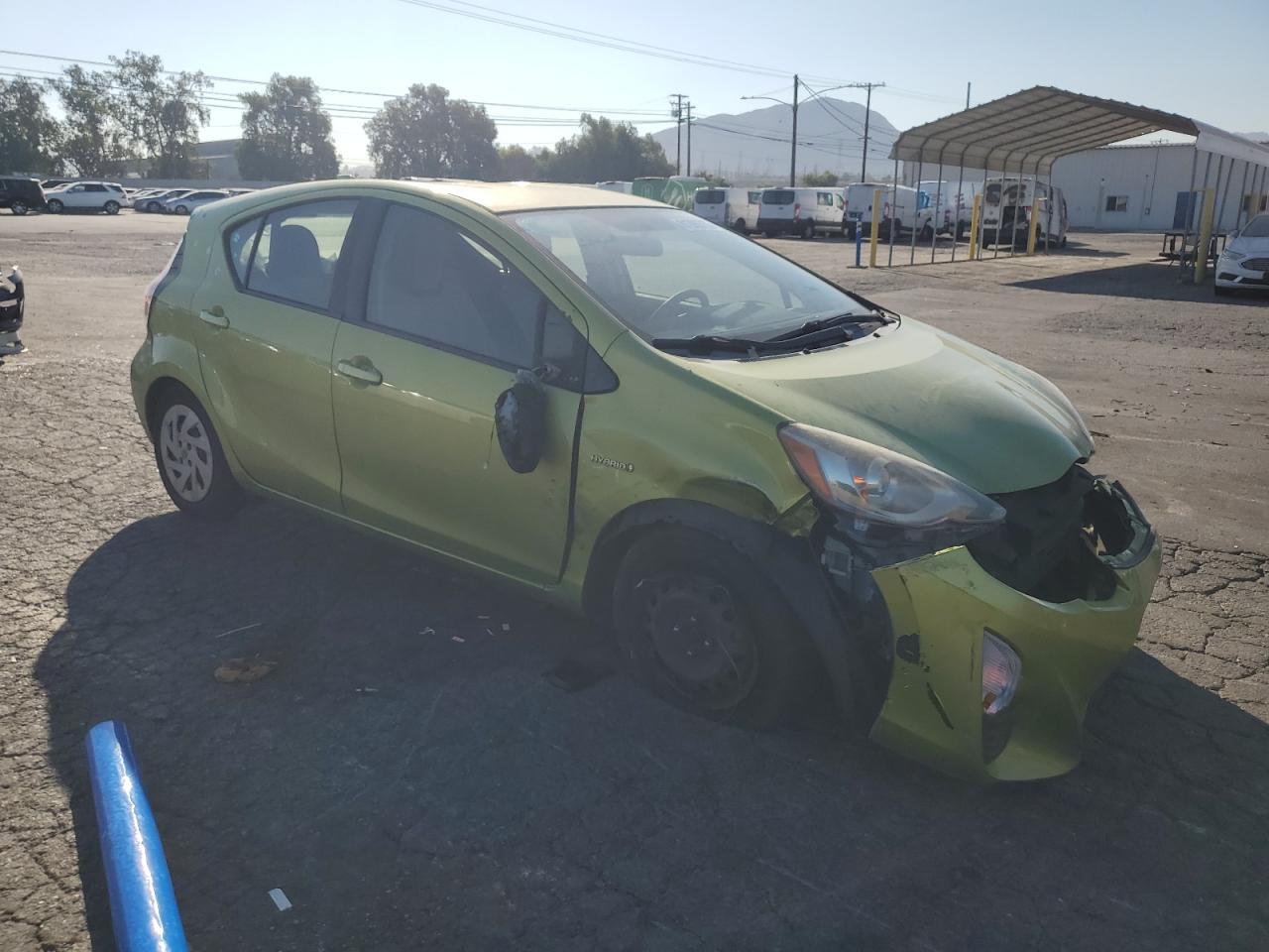 2016 TOYOTA Prius c