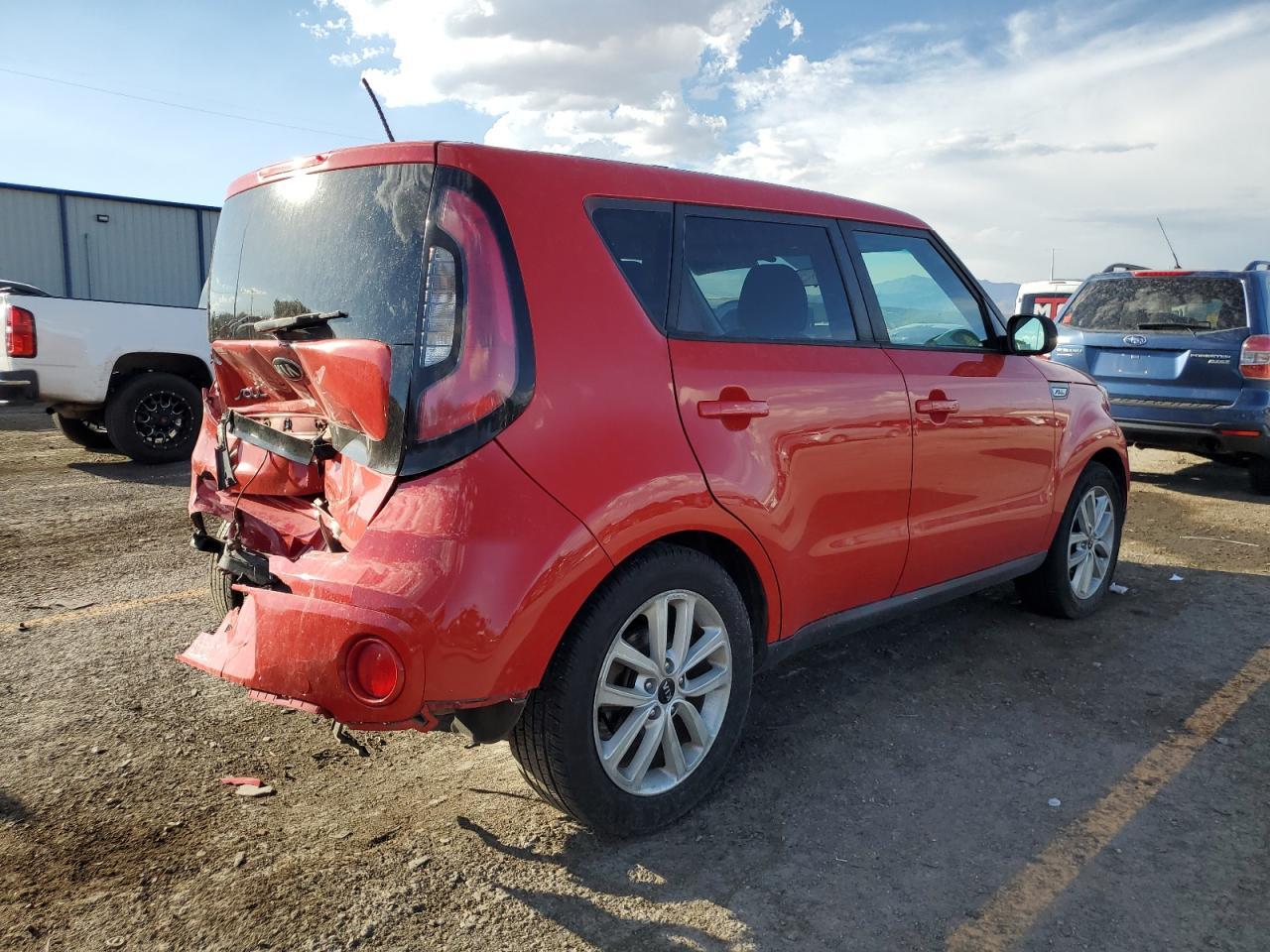 2017 KIA SOUL