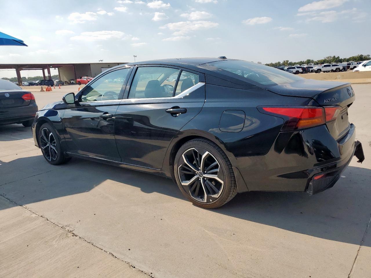 2024 NISSAN ALTIMA