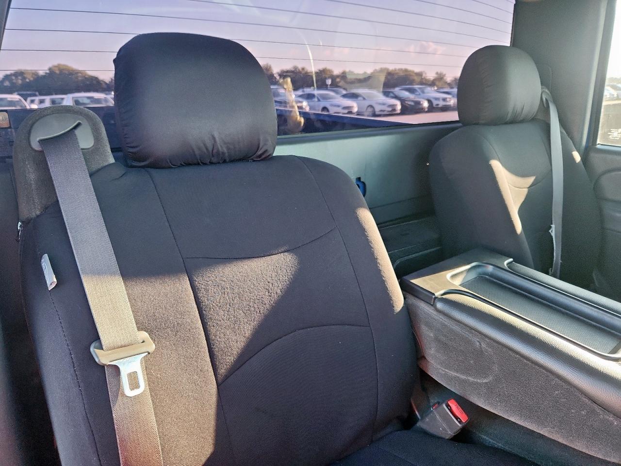 2004 CHEVROLET Silverado