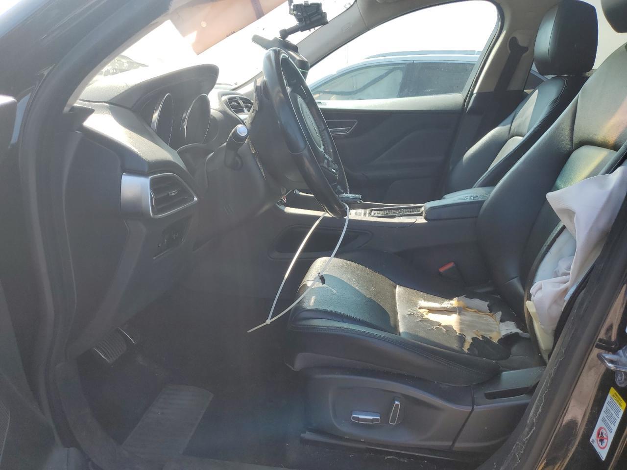 2019 JAGUAR F-Pace