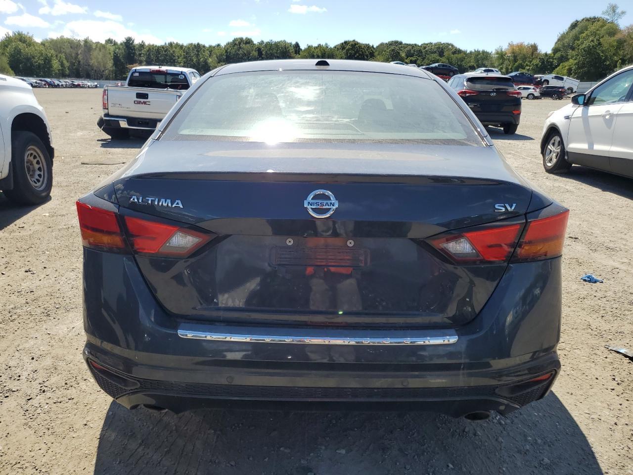 2022 NISSAN ALTIMA