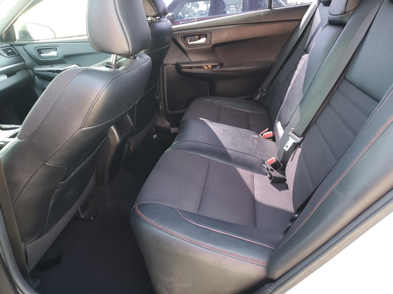 2016 TOYOTA CAMRY