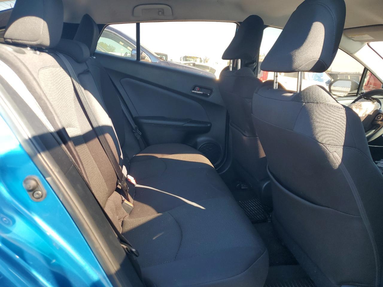 2022 TOYOTA PRIUS