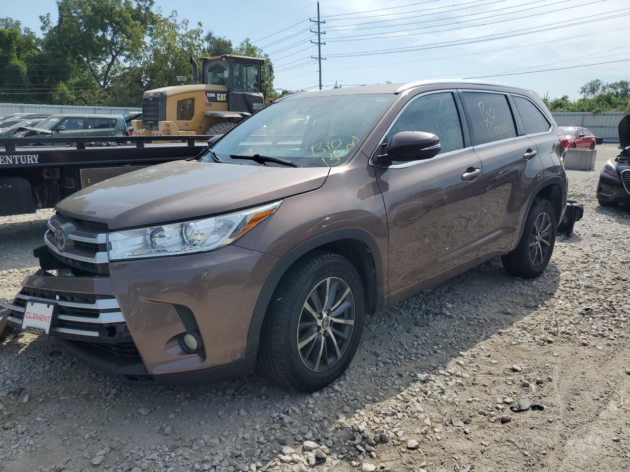 2017 TOYOTA HIGHLANDER