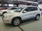2009 VOLKSWAGEN TIGUAN