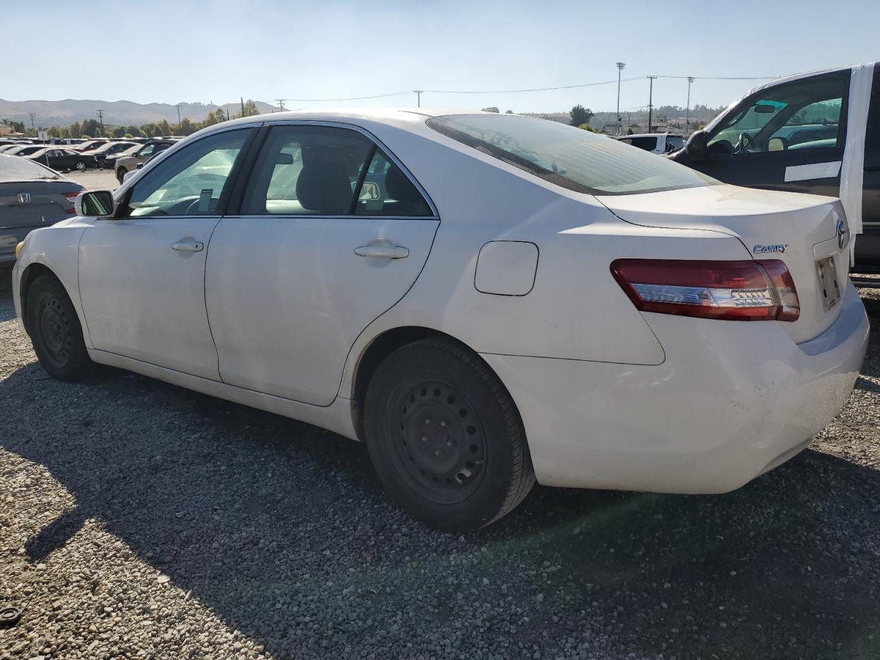2011 TOYOTA CAMRY