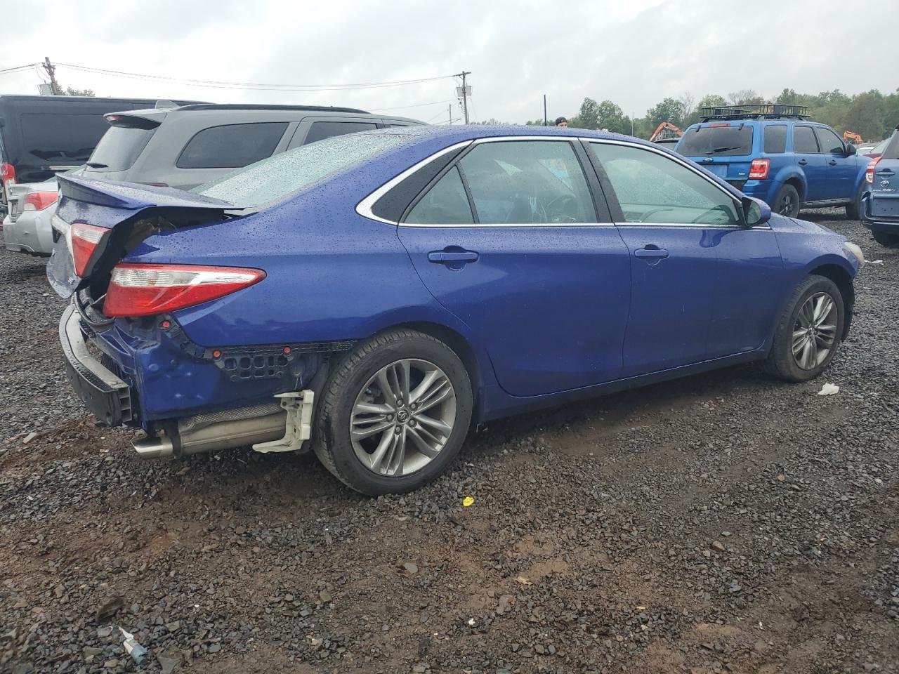 2016 TOYOTA CAMRY