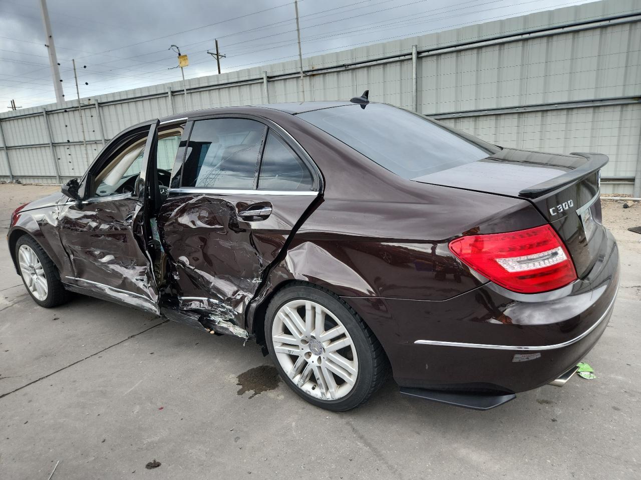 2012 MERCEDES-BENZ C-CLASS