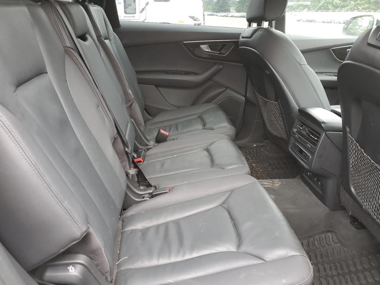 2022 AUDI Q7