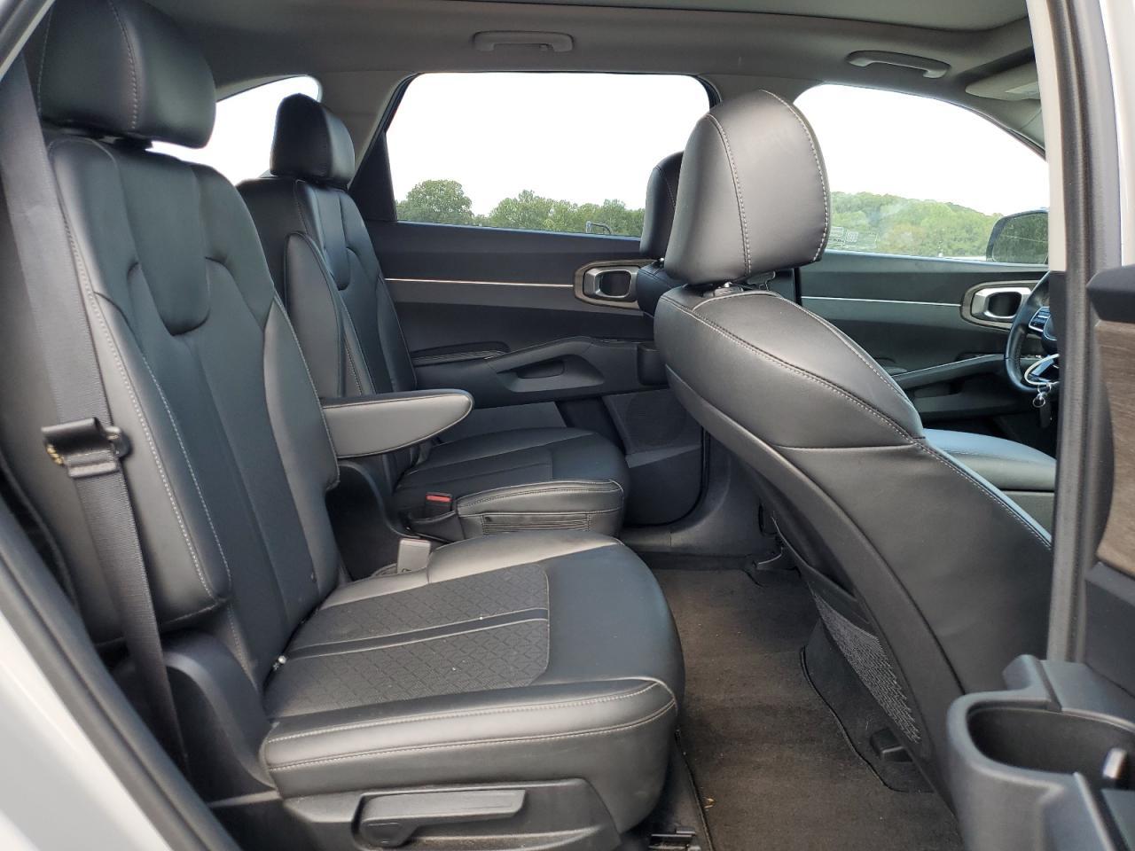 2022 KIA SORENTO