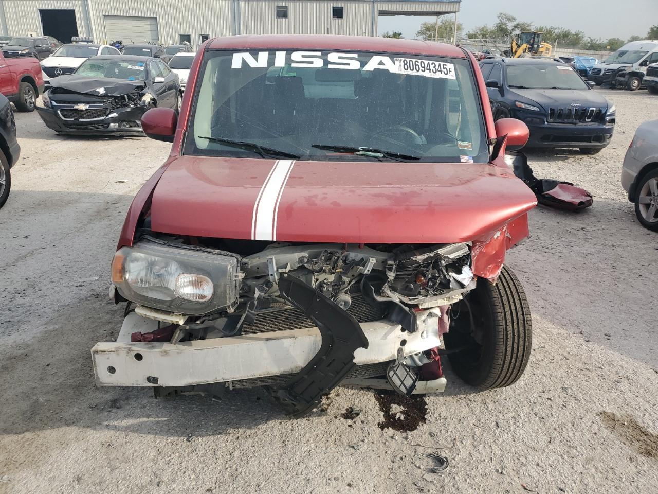 2011 NISSAN CUBE