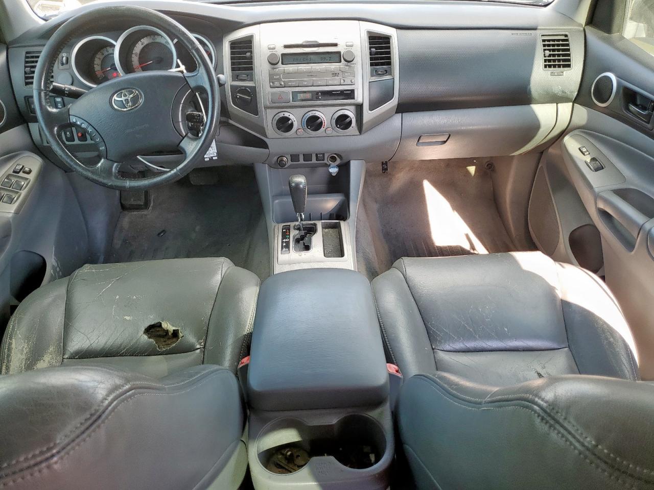 2011 TOYOTA TACOMA
